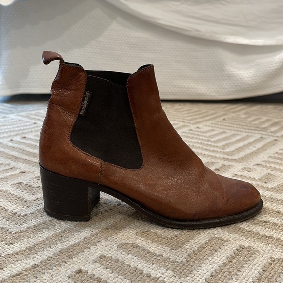Russell & Bromley boots from London - Picture 1 of 4